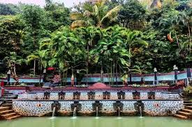 Tempat Wisata Relaksasi di Pemandian Air Panas Banjar Bali