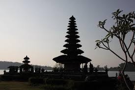 Danau BEratan