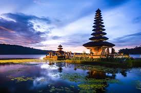 Tips Memotret Keindahan Danau Beratan Bedugul Bali