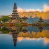 Keindahan Danau Beratan Bedugul Bali di Setiap Musim