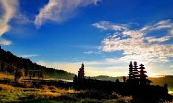 Danau Tamblingan: destinasi sempurna untuk liburan romantis